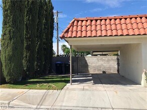 Building Photo - 1850 Center St