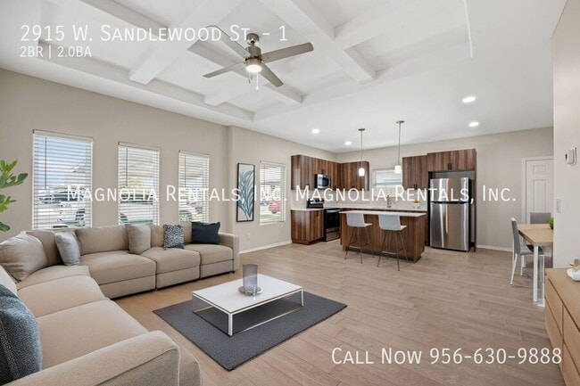 Building Photo - 2915 W Sandlewood St