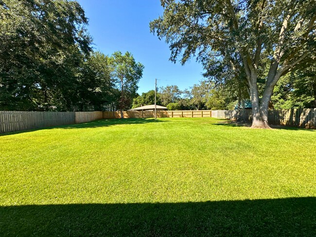 Foto del edificio - 11464 Oak Alley Dr S