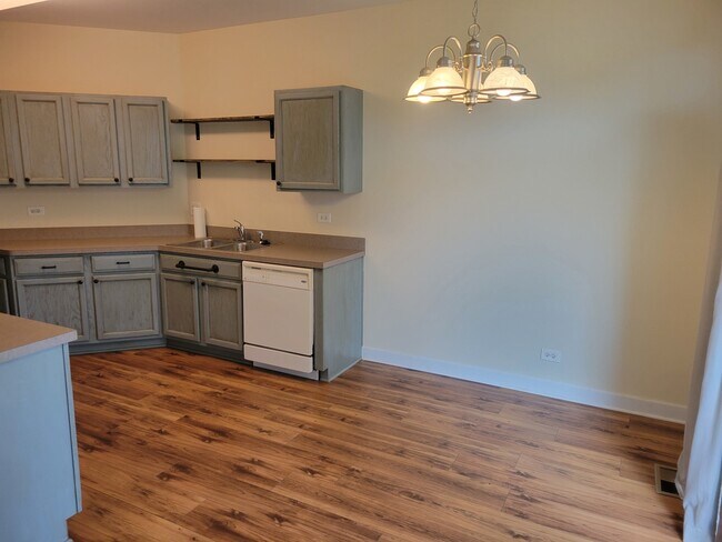 Foto del edificio - 1613 Fredericksburg Ln