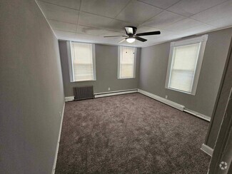 Building Photo - 276 S Loudon Ave