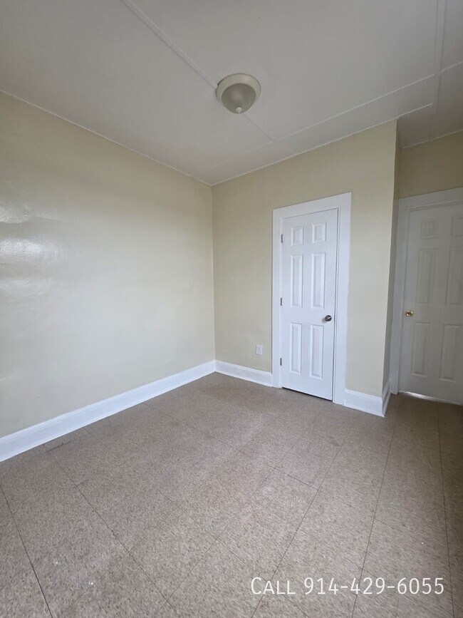 Building Photo - 35 Garfield St Building Photo - 35 Garfield St