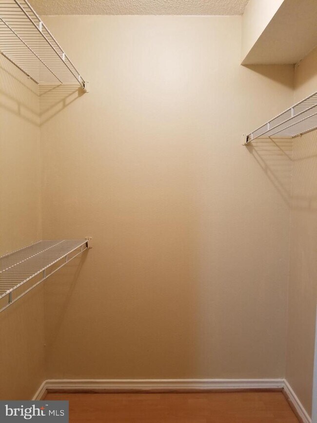 Foto del edificio - 1504 Lincoln Way