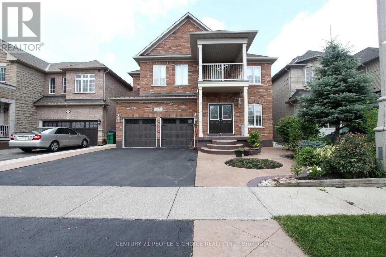 Primary Photo - 11 Pepperbush Rd