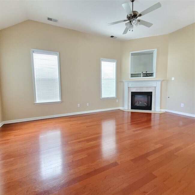 Building Photo - 189 Fleets Island Dr