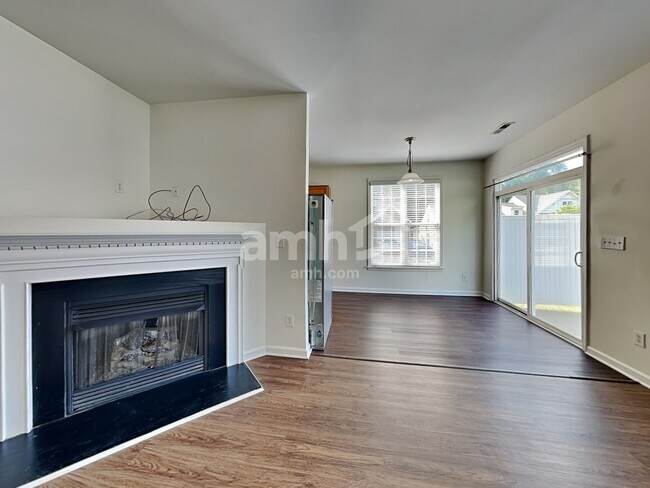 Building Photo - 188 Sioux Lane