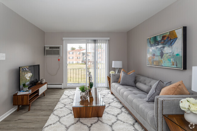 Living Room - Liberty Square Apartments