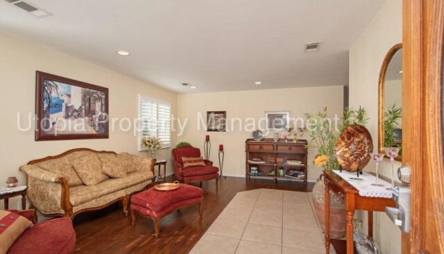 Foto del edificio - 730 Waterloo Ave