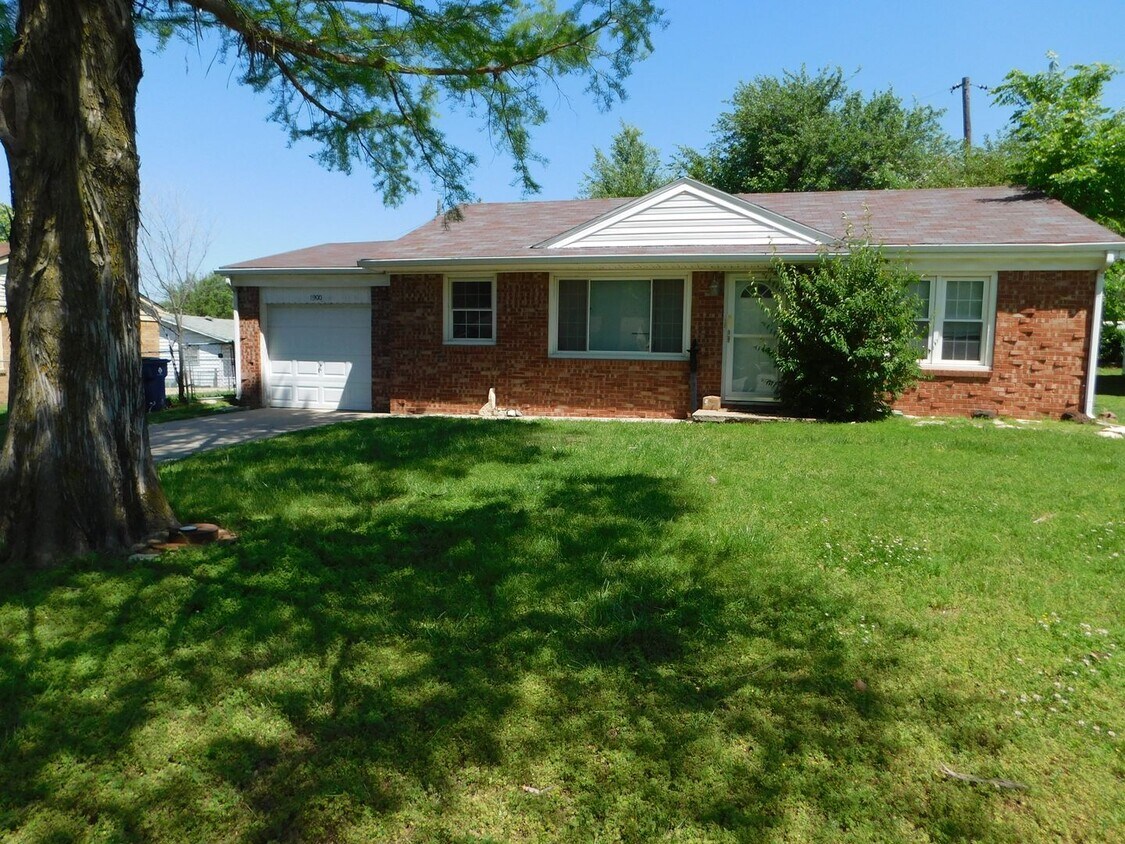 Foto principal - 1900 E Ventnor St