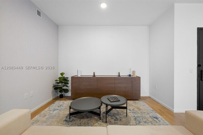 Foto del edificio - 398 NE 5th St