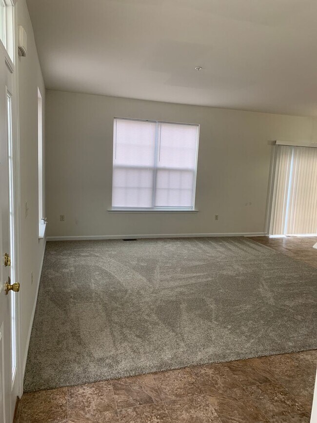 Foto del edificio - Future Rental! Woodcrest Hills - Central S...