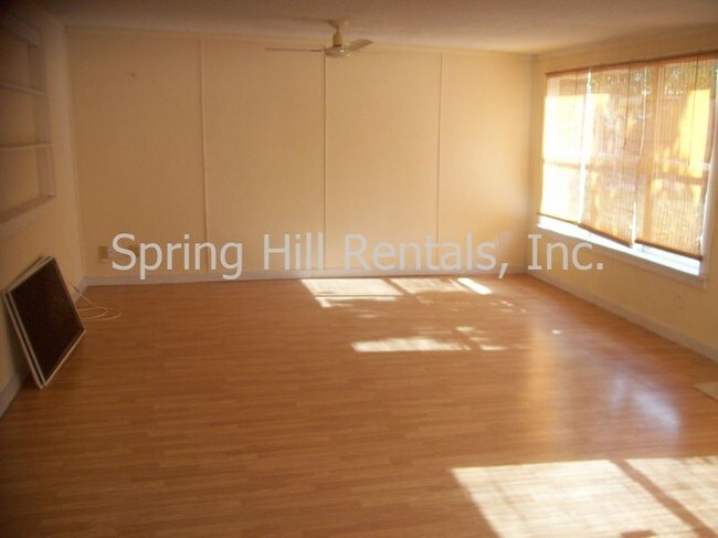 Foto del edificio - 10072 Northcliffe Blvd