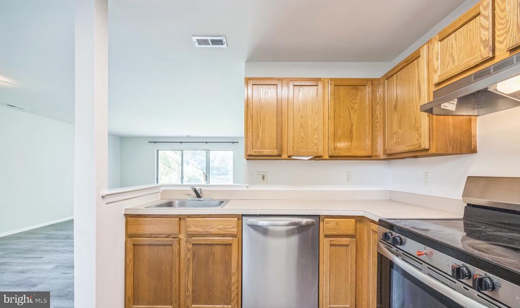Foto principal - 905 Rabbit Run Rd