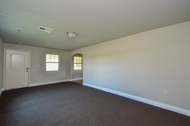 Building Photo - 7801 Almeda Genoa Rd