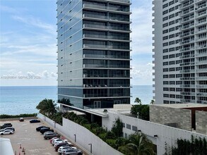 Building Photo - 1980 S Ocean Dr