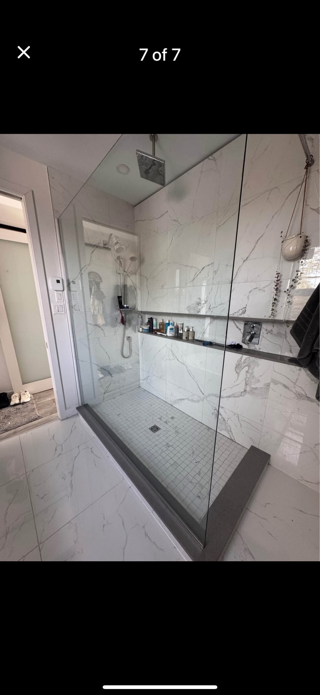 Building Photo - 144 Rue De Courcelle