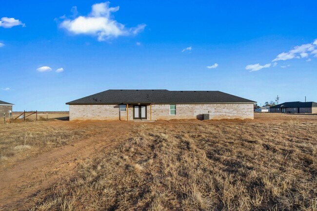 Building Photo - 10213 N County Rd 2800
