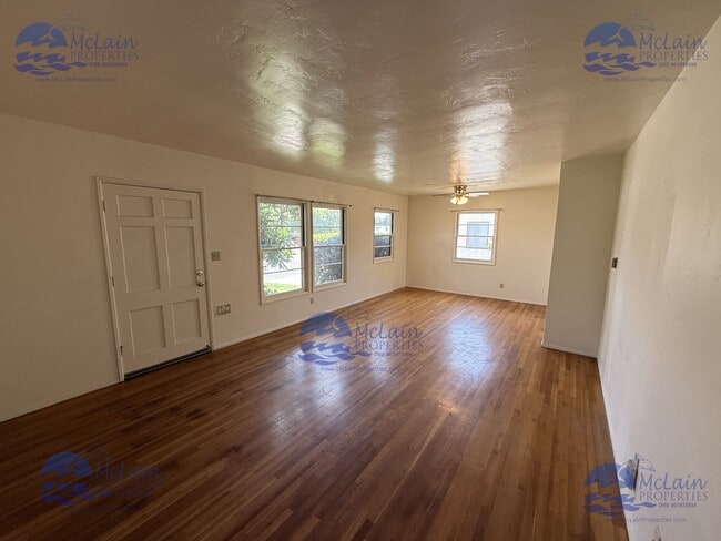 Building Photo - 4236 Corinth St