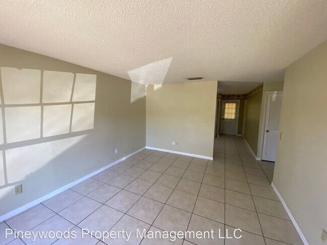 Building Photo - 2 br, 1 bath House - 728 Sunbright Drive