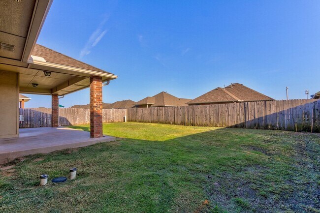 Foto del edificio - 920 SW 13th St