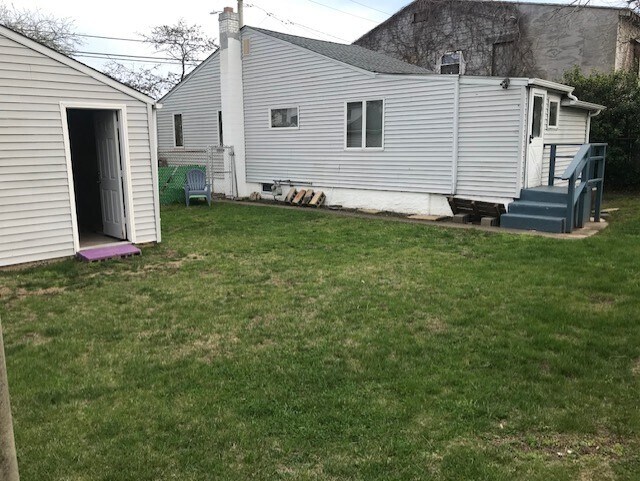 Backyard - 68 West Blvd