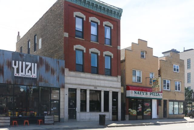 Building Photo - 1753 W Chicago Ave