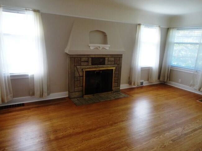Foto del edificio - 5222 38th Ave NE