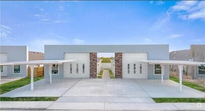 Building Photo - 5705 Notre Dame Ave