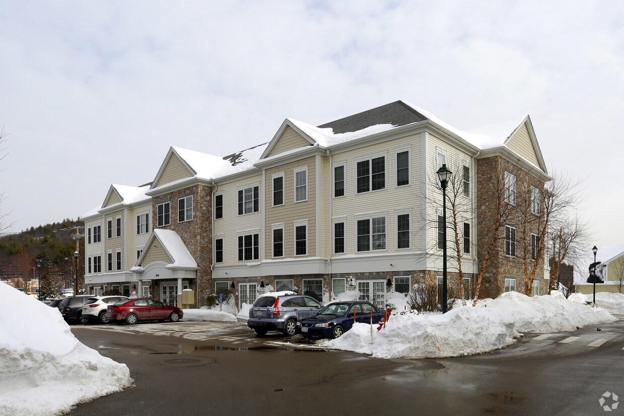 Blue Hill Commons Apartments Canton, MA