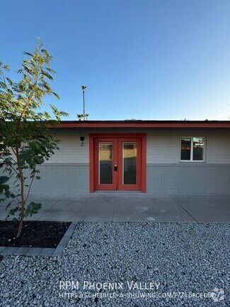 Building Photo - 1332 N 50th St