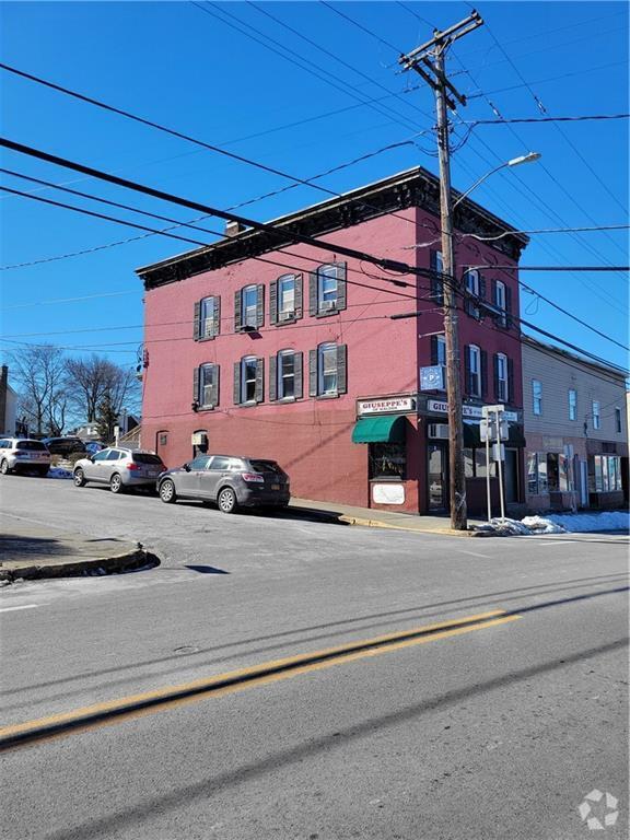 Building Photo - 1 Main St