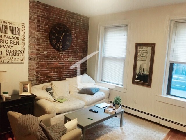Building Photo - 38 E Springfield St
