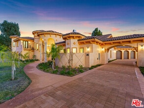 Building Photo - 14420 Merlot Ct