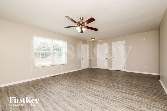 Building Photo - 40 Sprucewood Ct