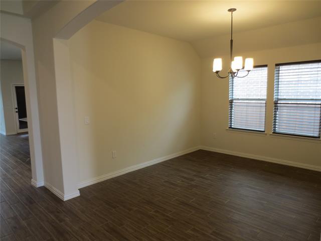 Building Photo - 2703 Thornhill Ln