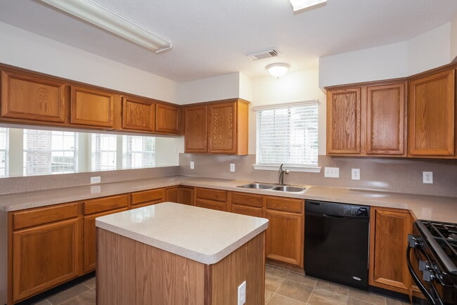 Foto del edificio - 4427 W Thunderwood Cir