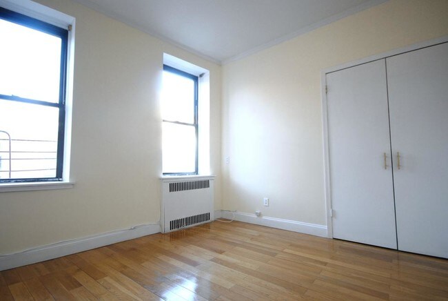 Building Photo - 55 E Houston St