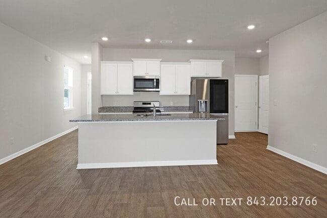 Building Photo - 148 Lagoona Dr