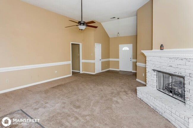 Building Photo - 10153 Fox Run Dr