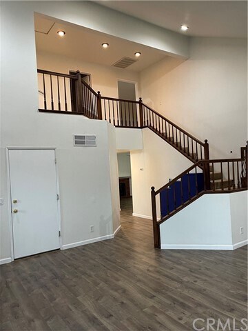 Building Photo - 5440 Blue Springs Cir
