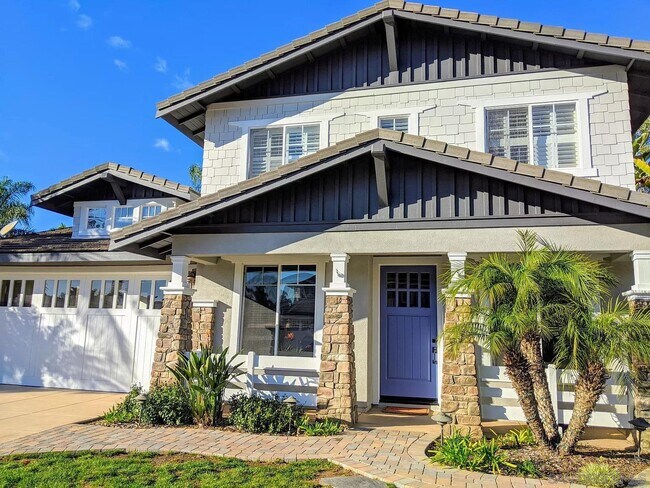 Building Photo - 226 Raintree Dr
