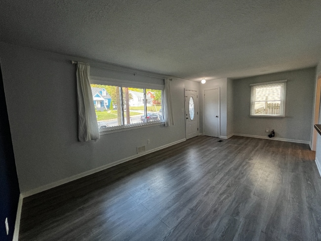 Foto del edificio - 4905 78th Ave