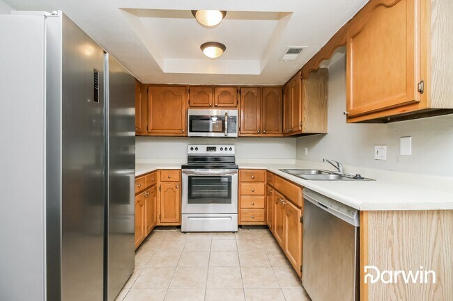 Foto del edificio - 1075 E Chandler Blvd Unit 108, Chandler, A...