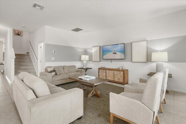 Building Photo - 301 Ballo Dr