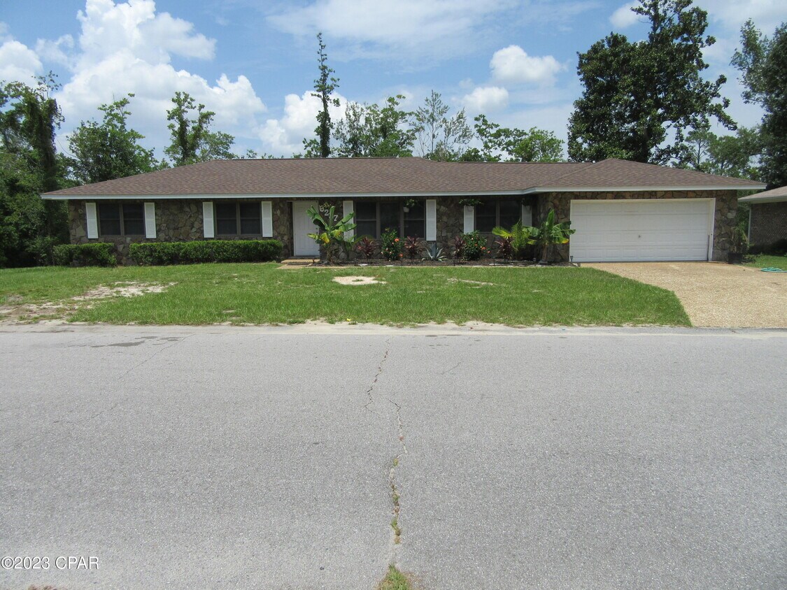 Primary Photo - 6227 Heather Marie Ln