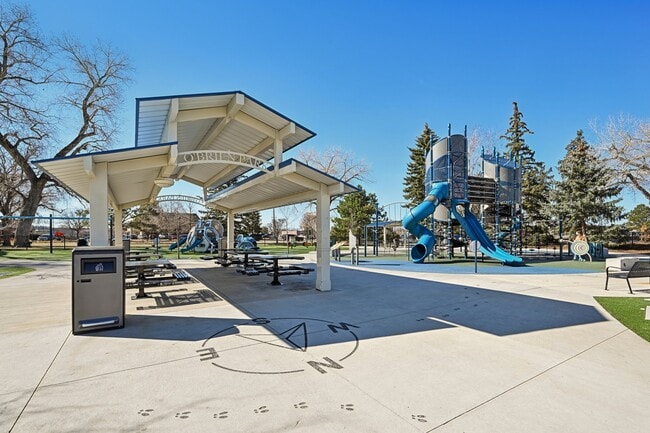 Building Photo - 19617 Rosewood Ct