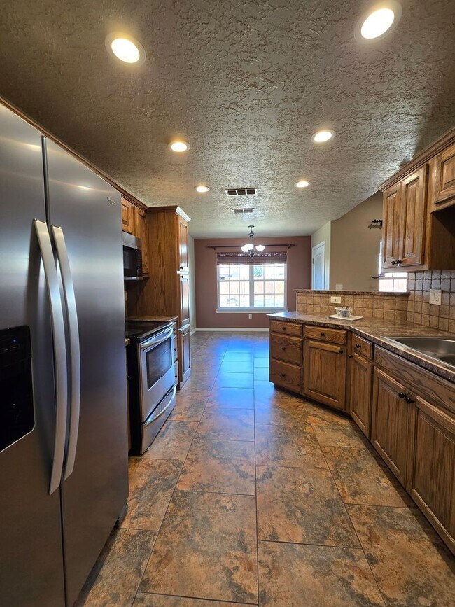 Foto del edificio - 4224 Sandstone Dr