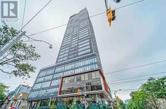Building Photo - 203 College St