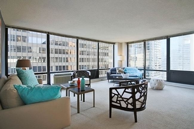 Foto del edificio - 230 E Wacker Dr