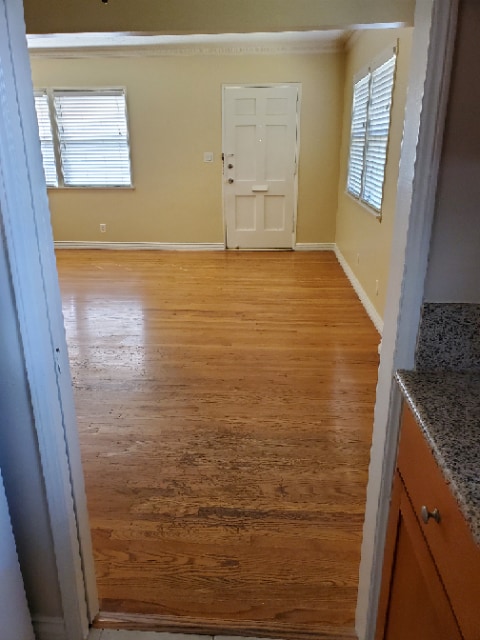 Living room - 2506 W Chandler Blvd